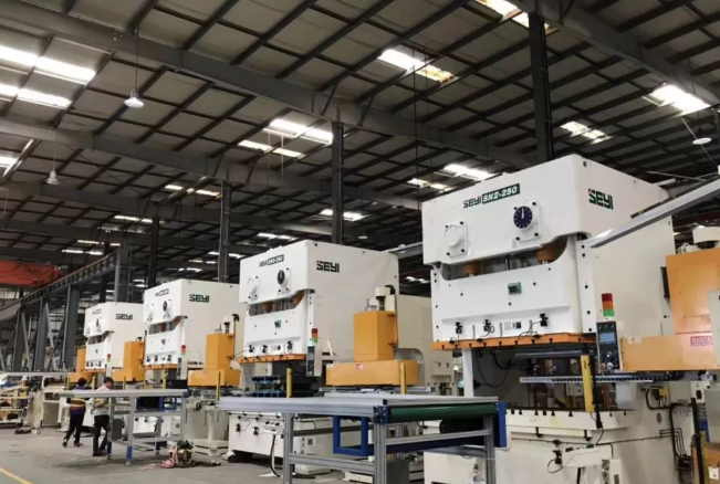 1687531673172734.png 壓力機及自動送料系統(tǒng)現(xiàn)狀及發(fā)展趨勢